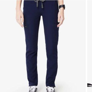 FIGS Yola Pants & Casma 3-pocket Top | petite XS